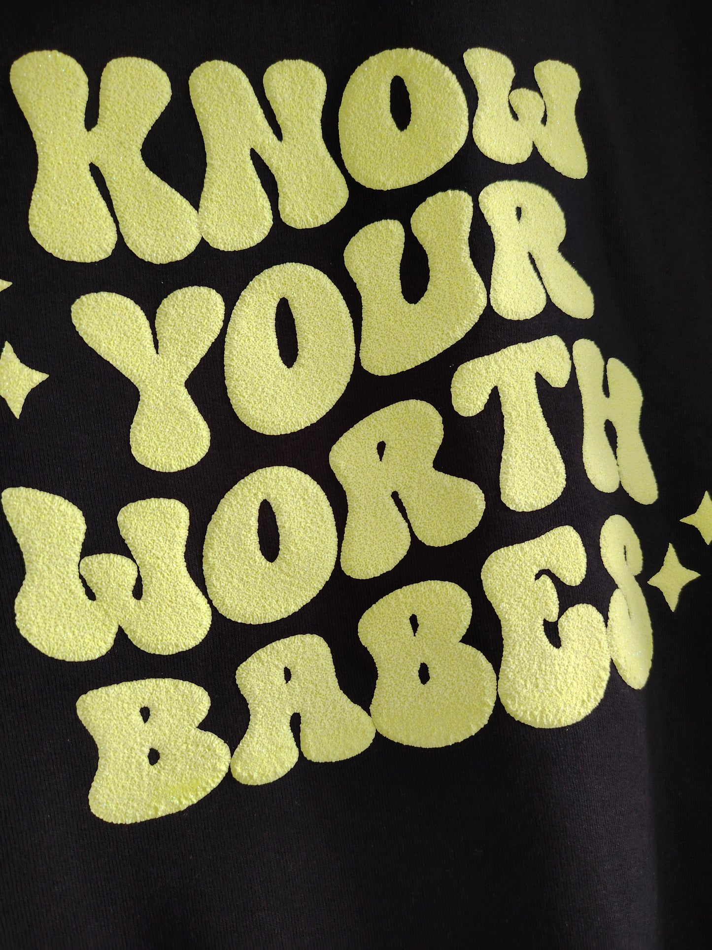 “Know Your Worth, Babes” - now in bold, wearable form.